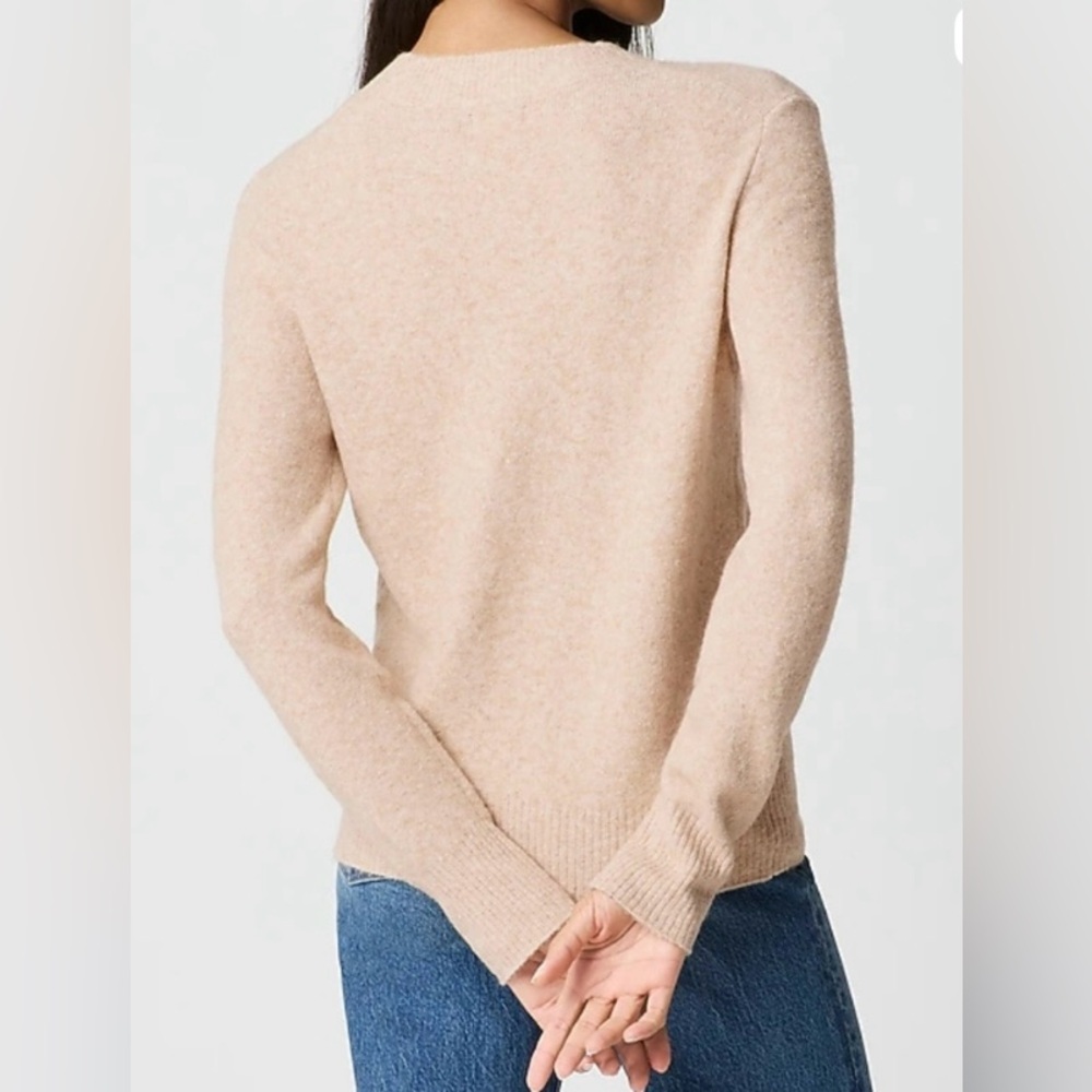 J Crew Women’s Sz M Extra Soft Wool Blend Crewneck Sweater in Oatmeal - Picture 3 of 14